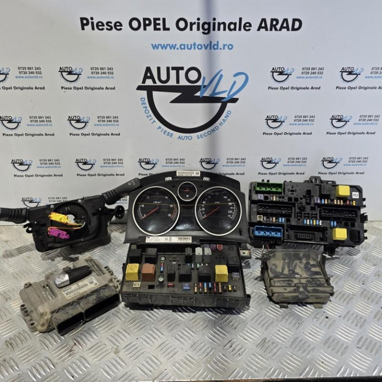 Kit pornire complet keyless go Opel Astra H Twintop 2004-2007 1.9CDTI 150cp 110kw 55566279