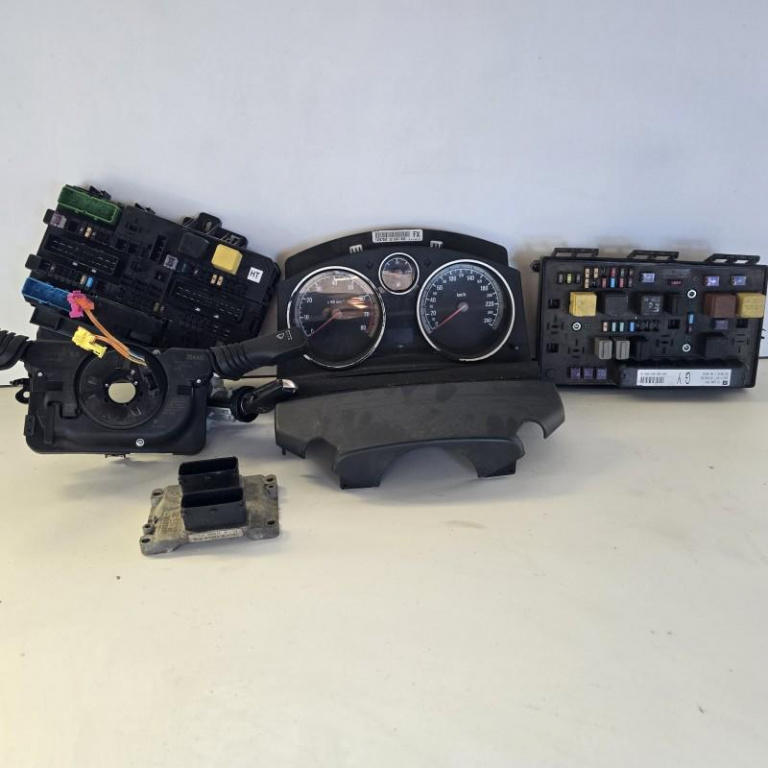 Kit pornire complet Opel Astra H facelift 2007-2010 55558787 BB