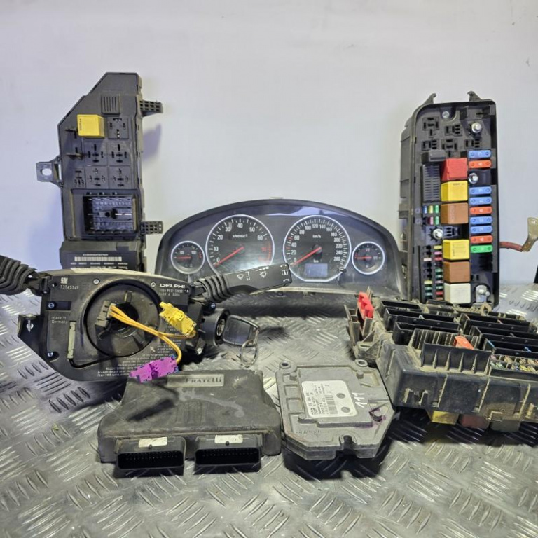 Kit pornire complet Opel Vectra C facelift 2005-2009 1.8 i Z18XE 55354416