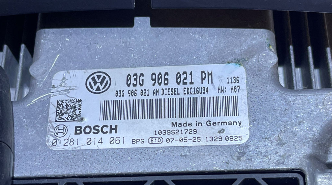 Kit Pornire ECU Calculator Motor Cip Cheie Ceas Bord cu Imobilizator Volkswagen Golf 5 1.9 TDI BXE 2004 - 2008 Cod 03G906021PM 0281014061 03G906021AN