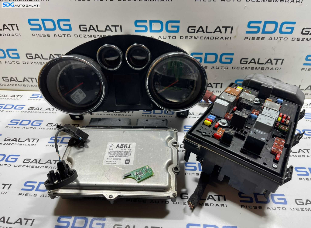 Kit Pornire ECU Calculator Motor Cip Cheie Imobilizator Ceas Bord Opel Astra J 1.7 CDTI 2009 - 2015 Cod 55591495 55579719 [2899] [2900] [2901]