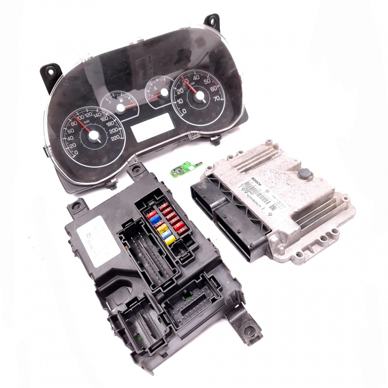 Kit Pornire Fiat Grande Punto (199) 2005-2012 1.9 D Multijet 939 A1.000 Motorina Calculator Confort Calculator Motor Ceas Bord Chip Cheie 0281012303, 1039S17092, 51795842, 4244B2Acm, 00517986150, E1397Ri010040, E13000639, 28106881, 02624938, 6S2Nkif7