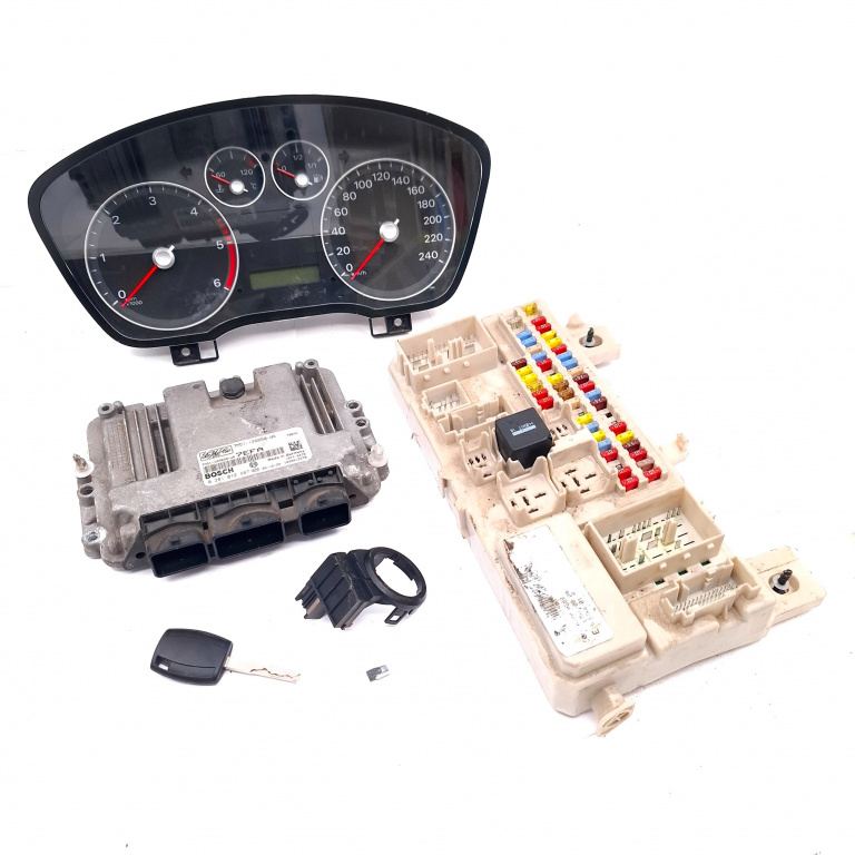 Kit Pornire Ford C-Max 1 2003-2010 1.6 Tdci G8Db Motorina Calculator Motor Ceas Bord Cheie Chip Cheie Contact Cu Cheie Imobilizator Panou Sigurante 7M5112A650Ua, 4M5T14A073Cf, 3M5F10A855A, 2S6T15607Bc, 3M5F-10A855-A, 44Zu267, 6M5T14014Nma, 4M5T10849G