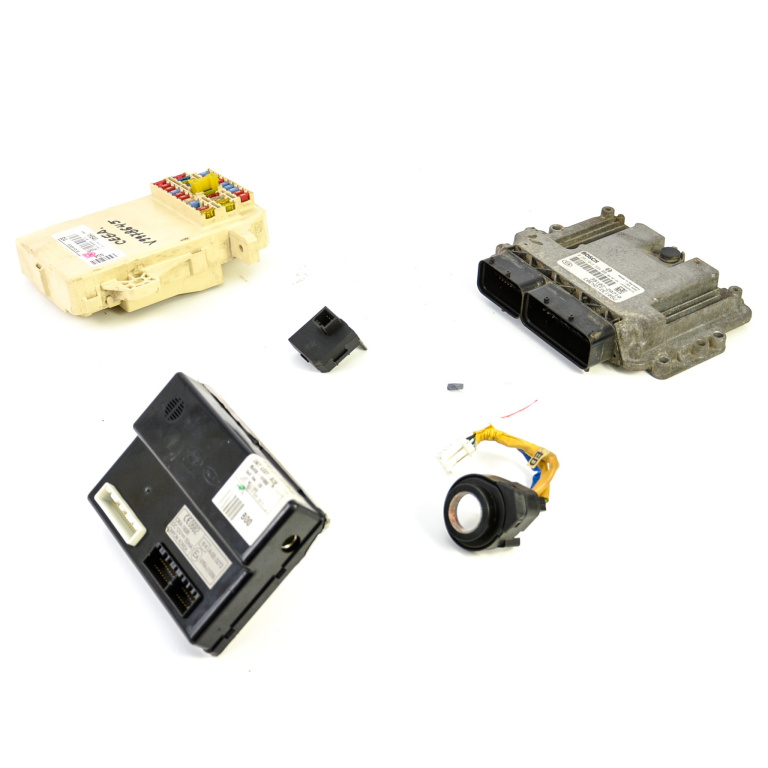 Kit Pornire Kia Ceed (Ed) 2006-2012 1.6 Crdi 115 D4Fb Motorina Calculator Motor Chip Cheie Cititor Cheie Imobilizator Panou Sigurante 391022A710, 39102-2A710, 0281013594, 0 281 013 594, 1039S25410, 919501H540, 91950-1H540, 919502H500, 91950-2H500, 95