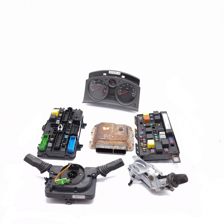 Kit Pornire Opel Astra H 2004-2012 1.7 Cdti Z 17 Dtj Motorina Calculator Motor Ceas Bord Cheie Chip Cheie Contact Cu Cheie Imobilizator Panou Sigurante 46739C110A, 13267512, 5Dk00866933, 5Dk008669-33, 204837, 3314343, 282320090560072, 282320, N050188