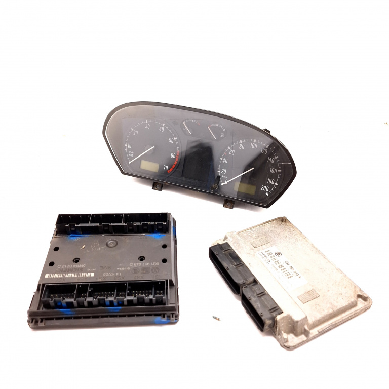 Kit Pornire Skoda Fabia 1 1999-2007 1.2 Azq Benzina Calculator Confort Calculator Motor Ceas Bord Chip Cheie 03E906033A, 6Q1937049D, 6Y0920880M, 03E 906 033 A, 5Wp4012007, 350604R31T2672, 110080253, 5Wk48212D, 88311298 Siemens