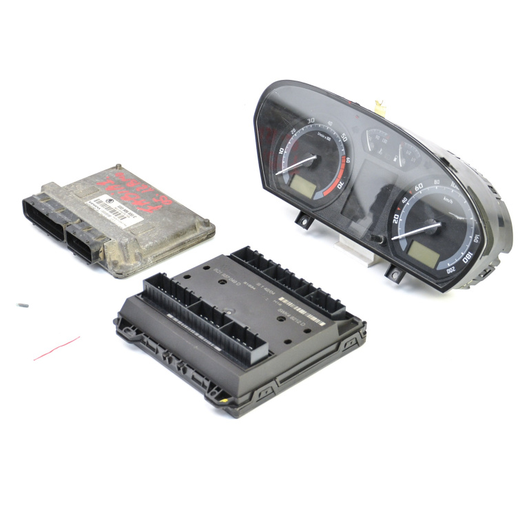 Kit Pornire Skoda Fabia 1 1999-2007 1.2 Bmd Benzina Calculator Confort Calculator Motor Ceas Bord Chip Cheie 03D906033C, 03D 906 033 C, 03D 906 033 , 03D906033, 5Wp40292, 5Wp4 0292, 6Q1937049D, 6Q1 937 049 D, 6Y0920881M, 6Y0 920 881 M, 110.080.253, 8