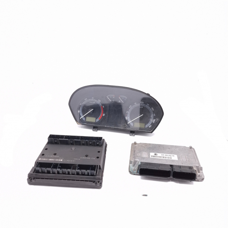 Kit Pornire Skoda Fabia 1 1999-2007 1.2 Bme Benzina Calculator Motor Ceas Bord Chip Cheie Imobilizator 03E906033Ab, 6Q1937049D, 6Y0920861M, 03E 906 033 Ab, 5Wp4422302, 110080252011, 3Pg7002, 450309, I25104, 5Wk48212D, 88311298, 12414941 Siemens