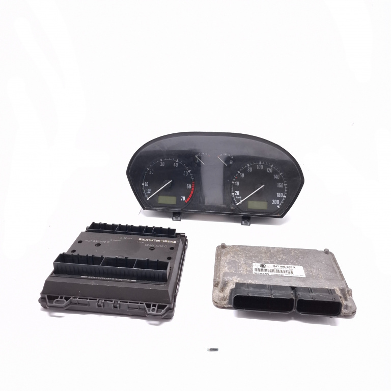 Kit Pornire Skoda Fabia 1 1999-2007 1.4 Azf Benzina Calculator Confort Calculator Motor Ceas Bord 047906033K, 6Q1937049C, 6Y1920880G, 5Wp4017712, 5Wk48212C, 110080015013, 88311298, 2726131621806, Sj8242323 Siemens
