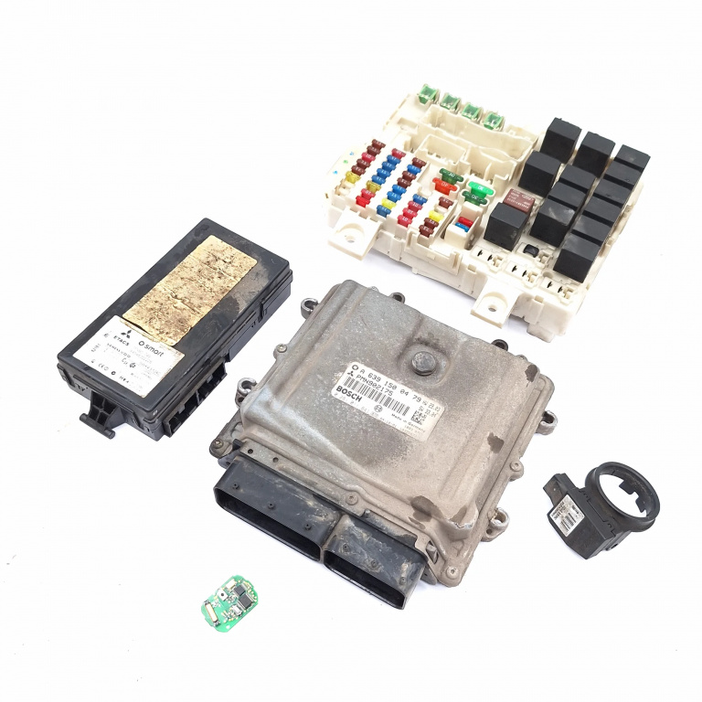 Kit Pornire Smart Forfour (454) 2004-2006 1.5 Cdi (454.001) Om 639.939 Motorina A6391500479, 0281011841, A4548202226, Pmn902175, 18930766, Mn901749, 5Wk45104C, 5Wk45107, 5Wk48883, 1791H0A1, Mr587813, 1039S07375, 4J161 Bosch, Siemens Vdo