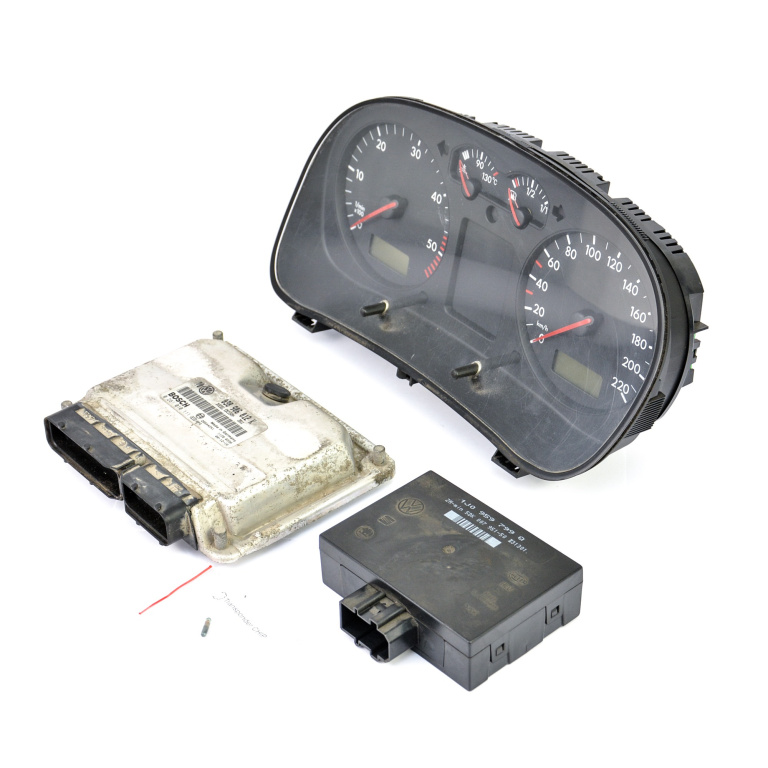 Kit Pornire Vw Bora (1J) 1998-2005 1.9 Tdi Agr Motorina Calculator Confort Calculator Motor Ceas Bord Chip Cheie 038906012K, 0281010111, 28Sa4241, 1J0959799Q, 5Dk007951-50, 0263628002, 1J0920805E Bosch