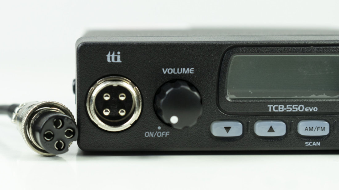 Kit statie radio CB TTi TCB-550 EVO, VOX, Filtru NB, 12-24V cu antena PNI Extra 48 cu magnet, 26-30MHz, 150W TTI-PACK55