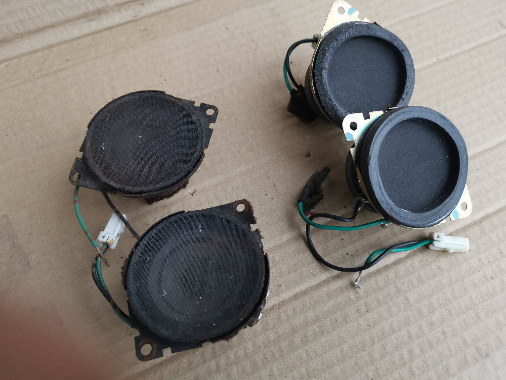 KJ1283 SET 2 DIFUZOARE BORD JEEPCHEROKEE KJ 2001---2008 5100137718AA 3667002202