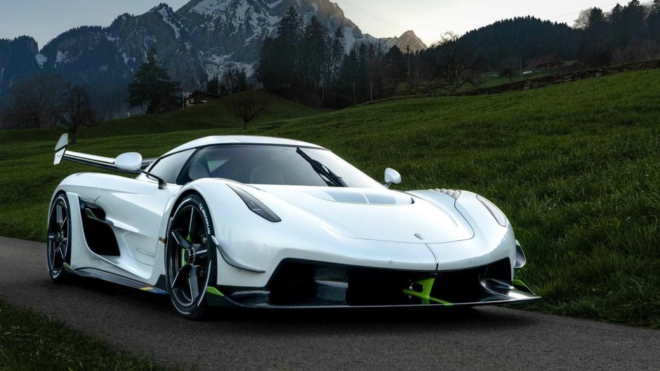 Koenigsegg Jesko sedinta foto