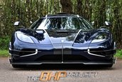 Koenigsegg One:1 cu volan pe dreapta