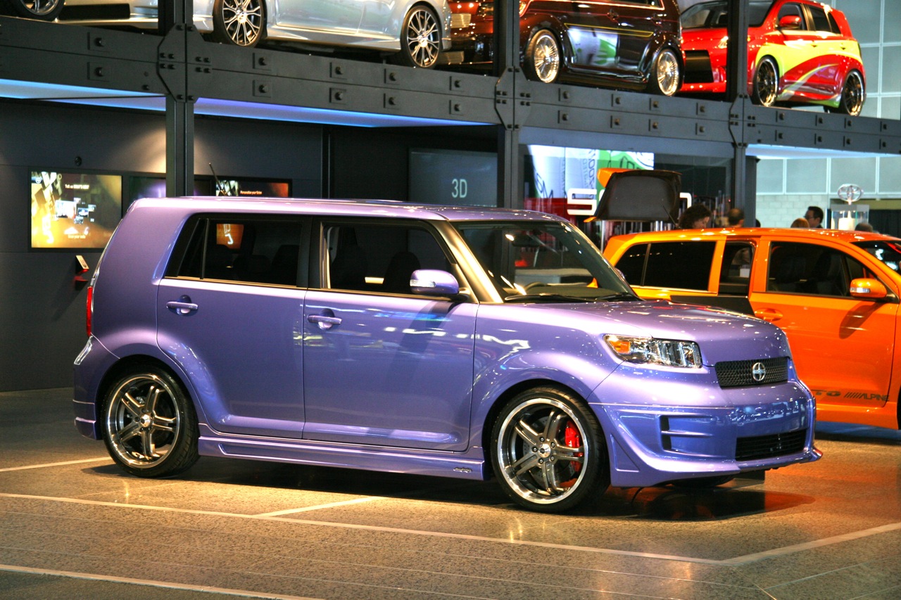 Scion XB 911