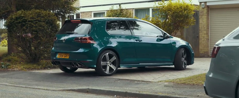 La 75 de ani conduce un Golf cu 600 de cai sub capota, iar vechea lui masina este un BMW M135i La 75 de ani conduce un Golf cu 600 de cai sub capota, iar vechea lui masina este un BMW M135i