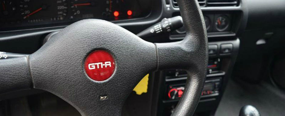 La inceputul anilor '90 era cel mai tare hot-hatch de pe piata. Cu cat se vinde EL astazi La inceputul anilor '90 era cel mai tare hot-hatch de pe piata. Cu cat se vinde EL astazi