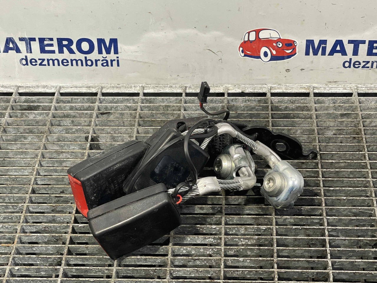 LACAT CENTURA BMW SERIA 5 F 10 SERIA 5 F 10 - - (2010 2014)
