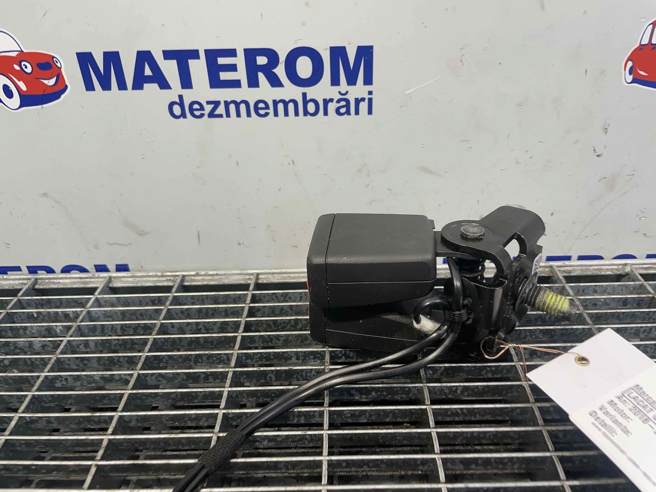LACAT CENTURA FORD FOCUS - - (2018 2020)