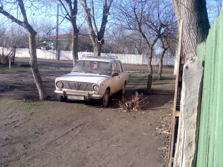 Lada 1200