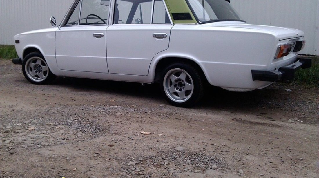 Lada 2103 1500