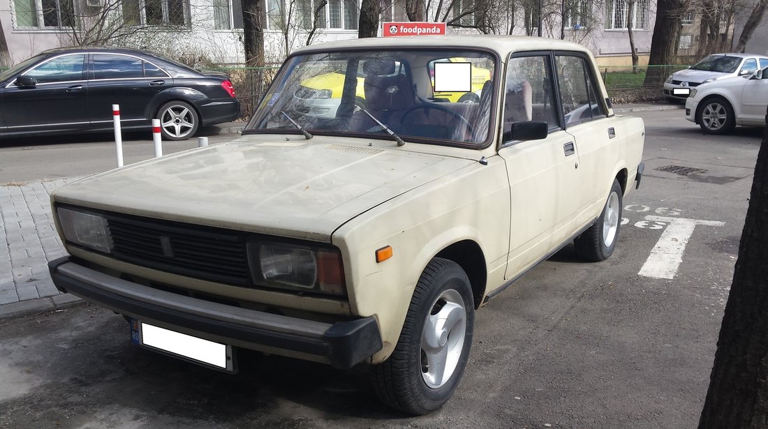 Lada 2105 1300 1988