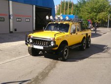 Lada Niva 6x6