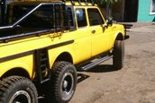 Lada Niva 6x6