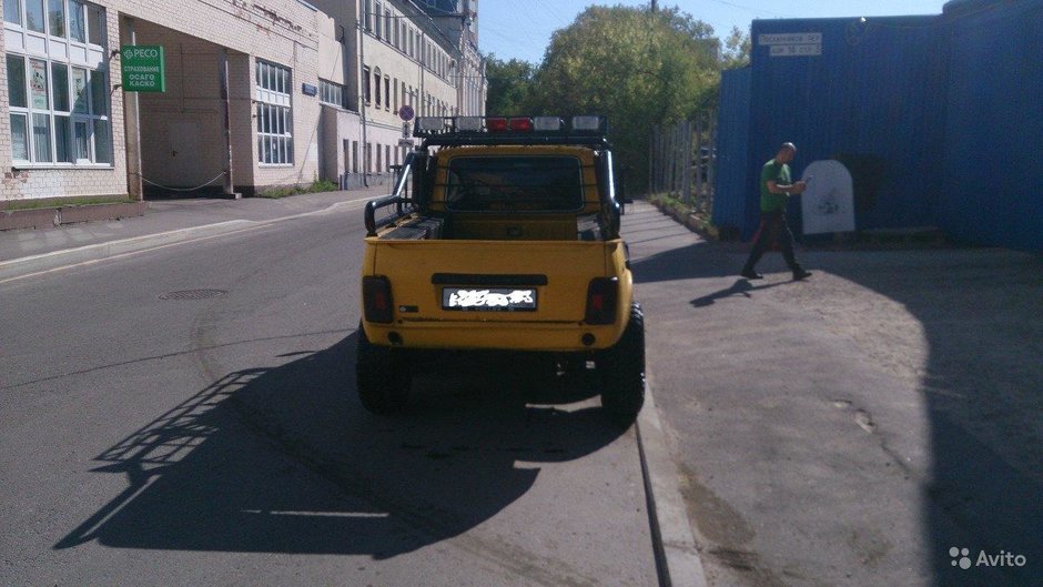 Lada Niva 6x6