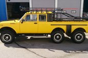 Lada Niva 6x6