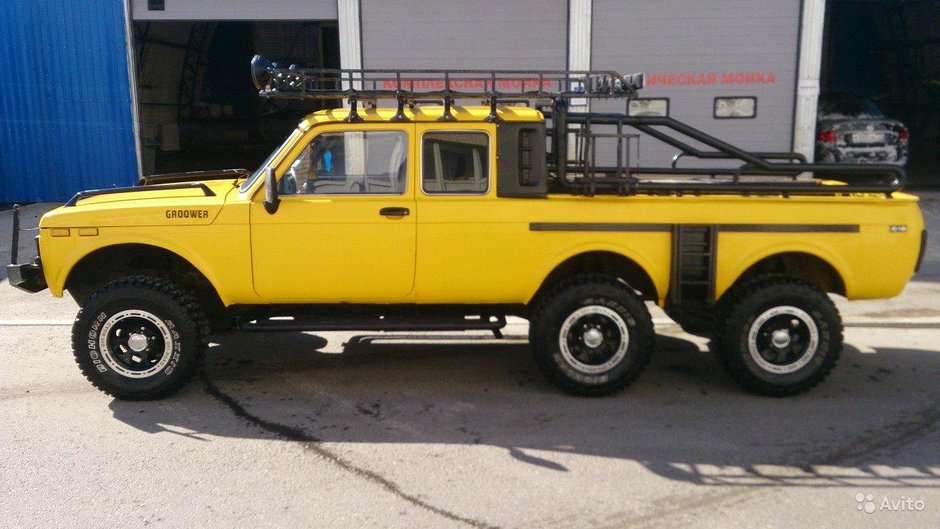 Lada Niva 6x6