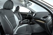 Lada Vesta SW si Vesta SW Cross