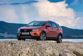 Lada Vesta SW si Vesta SW Cross