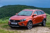 Lada Vesta SW si Vesta SW Cross