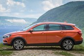 Lada Vesta SW si Vesta SW Cross