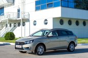 Lada Vesta SW si Vesta SW Cross