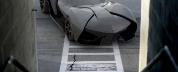 Lamborghini Ankonian - Doar un Batmobile mai agresiv