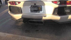 Lamborghini Aventador cu evacuare custom