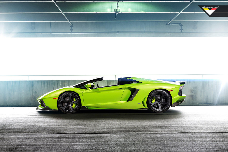 Lamborghini Aventador LP700-4 Roadster by Vorsteiner