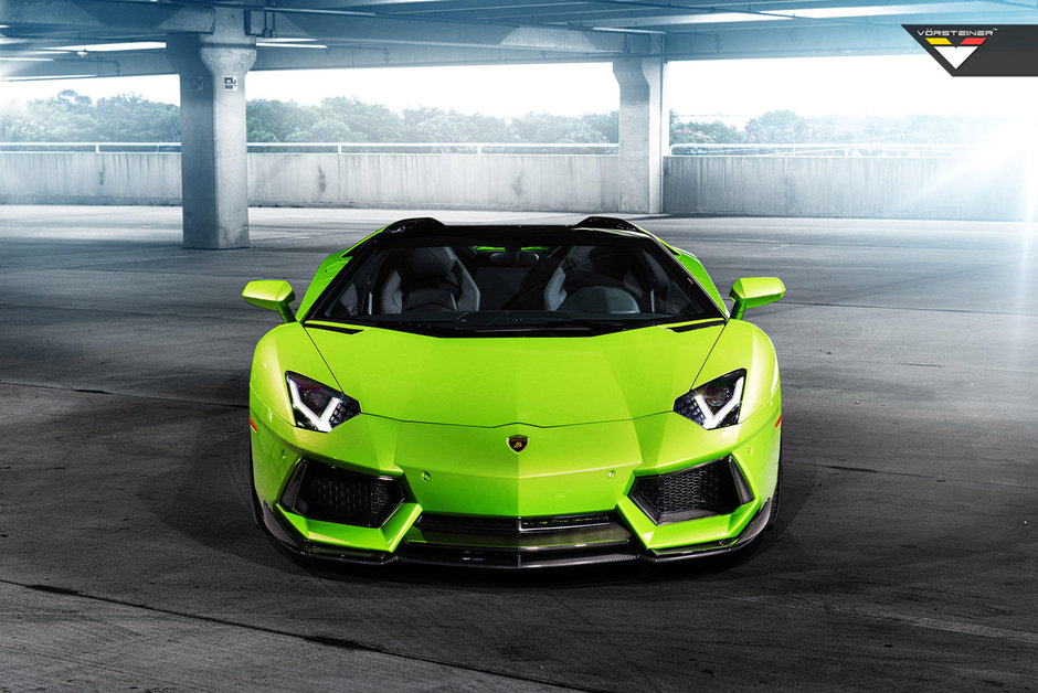 Lamborghini Aventador LP700-4 Roadster by Vorsteiner