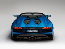 Lamborghini Aventador S Roadster