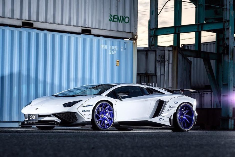 Lamborghini Aventador SV by Liberty Walk