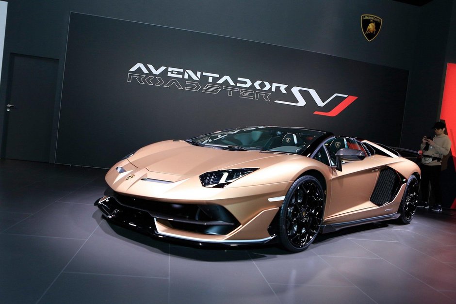 Lamborghini Aventador SVJ Roadster