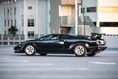 Lamborghini Countach 25th Anniversary de vanzare