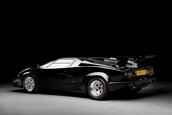 Lamborghini Countach 25th Anniversary Edition cu 0 km la bord