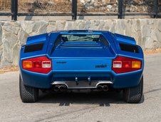 Lamborghini Countach LP400 Periscopica