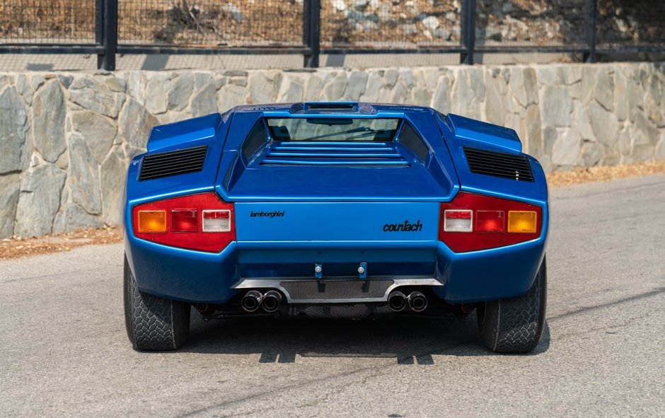 Lamborghini Countach LP400 Periscopica