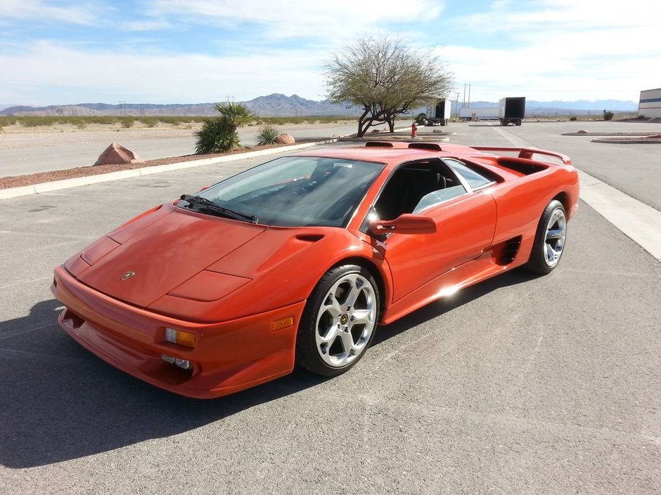 Lamborghini Diablo cu motor de Chevrolet Corvette