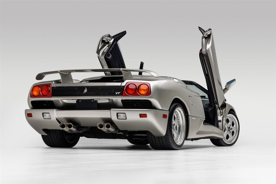 Lamborghini Diablo VT Roadster cu 4.964 de kilometri la bord